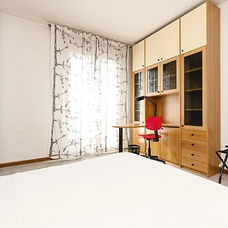 Colourful Flat Borgo Roma