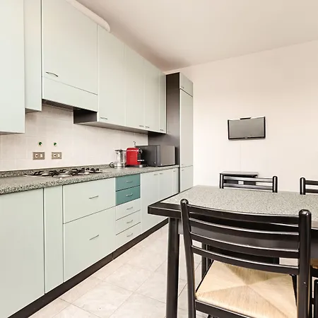 Διαμέρισμα Colourful Flat Borgo Roma Βερόνα