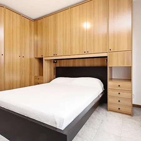 Διαμέρισμα Colourful Flat Borgo Roma *