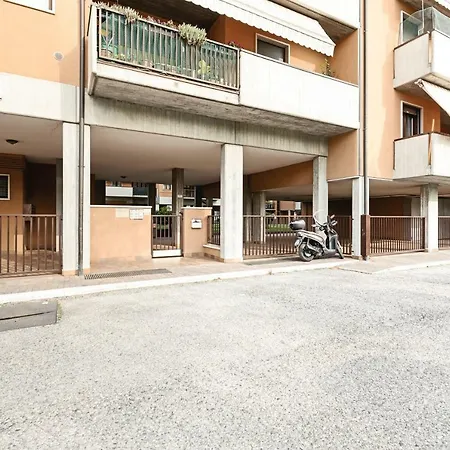 Apartment Colourful Flat Borgo Roma Verona